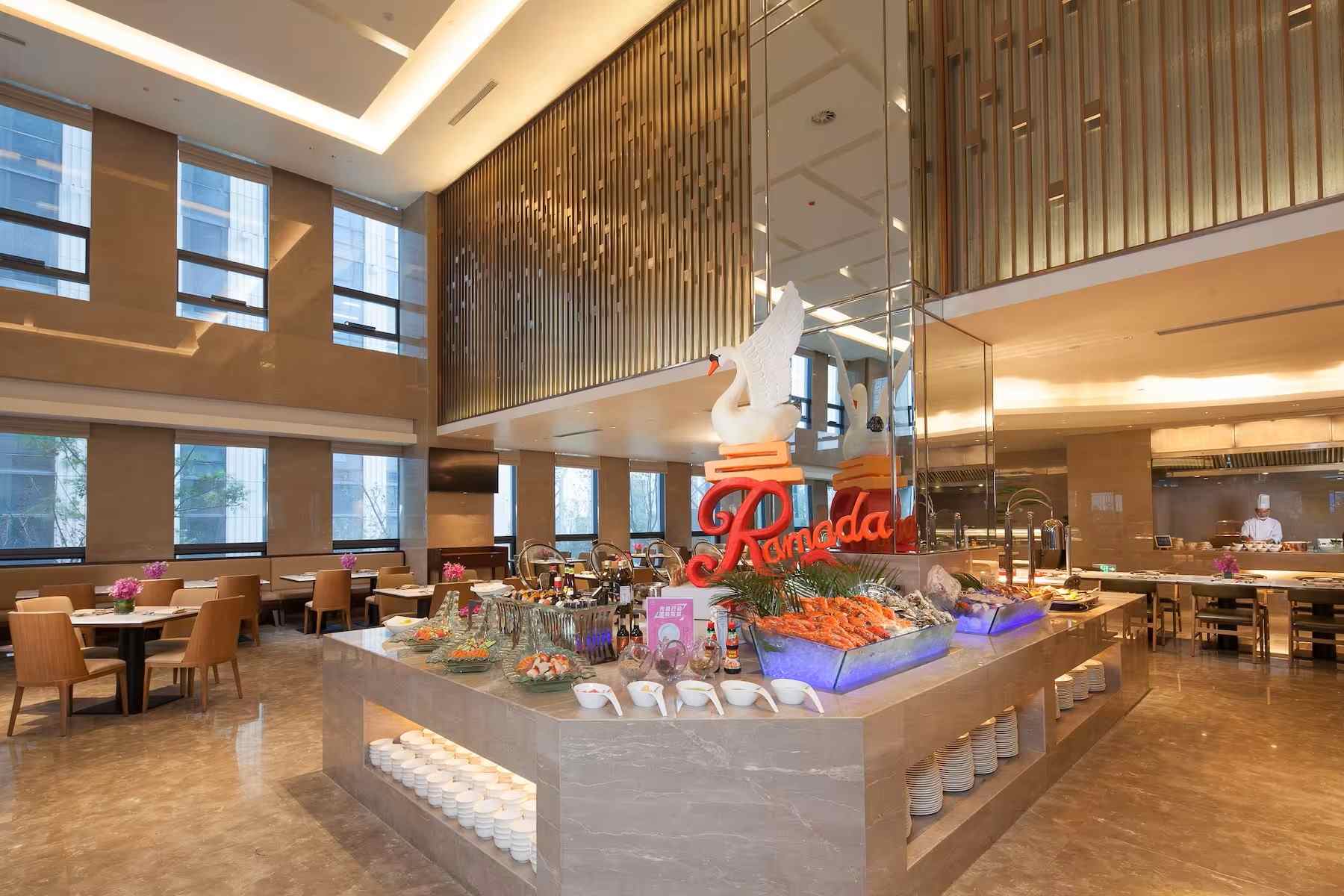 華美達(dá)酒店家具